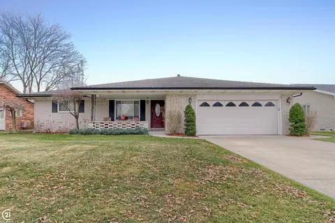 7267 Riverside, Algonac, MI 48001
