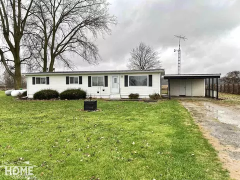 10861 E Bennington, Durand, MI 48429