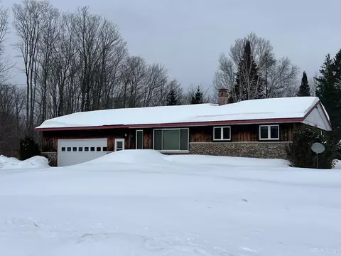 e9466 Lehnen Road, Munising, MI 49862 photo 2