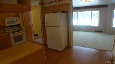e9466 Lehnen Road, Munising, MI 49862 photo 14