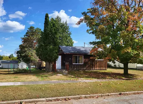 341 Doraland, Kingsford, MI 49802
