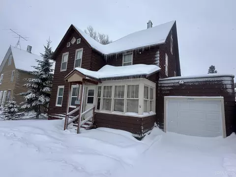25433 Elm, Calumet, MI 49913
