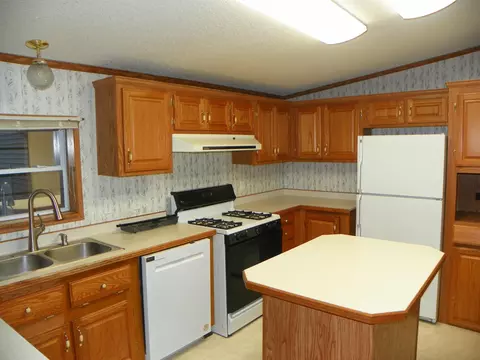 3190 Helen, Harrison, MI 48625 photo 27