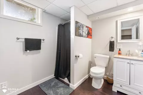 Bath - 5195 Dillon, Flushing, MI 48433 photo 6 of 7