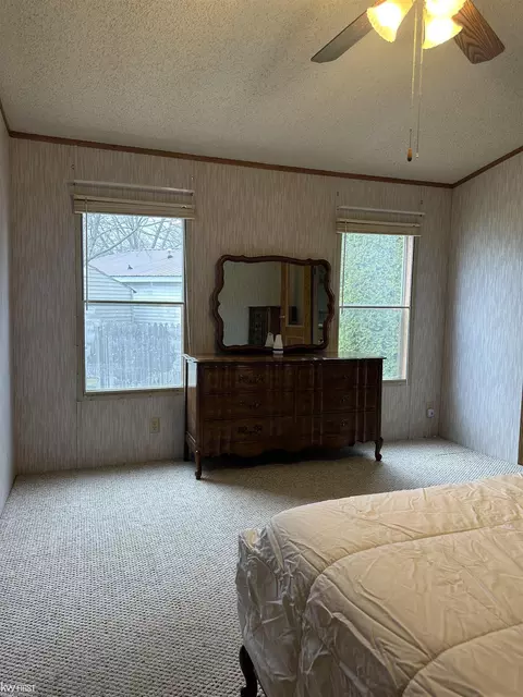 7282 101 St, Flushing, MI 48433 photo 13