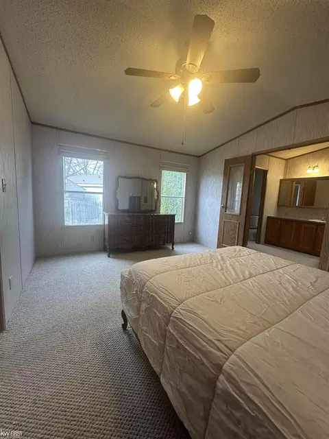 7282 101 St, Flushing, MI 48433 photo 15