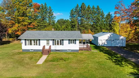37358 Tapiola, Chassell, MI 49916