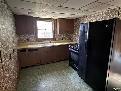 7955 Bonner, Monroe, MI 48161 photo 3