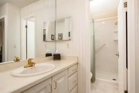1993 Shorepointe, Grosse Pointe Woods, MI 48236 photo 19