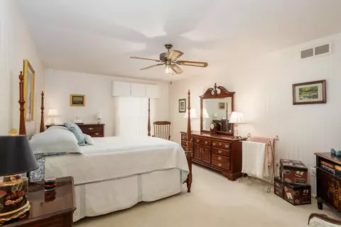 1993 Shorepointe, Grosse Pointe Woods, MI 48236 photo 16