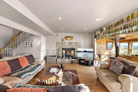 Living - 10139 Saint John, Algonac, MI 48001 photo 2 of 7