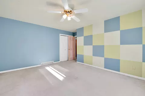 Bedroom - 9534 Esther Grn, Algonac, MI 48001 photo 2 of 4