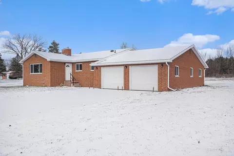 Exterior - 8087 E Richfield, Davison, MI 48423 photo 3 of 6
