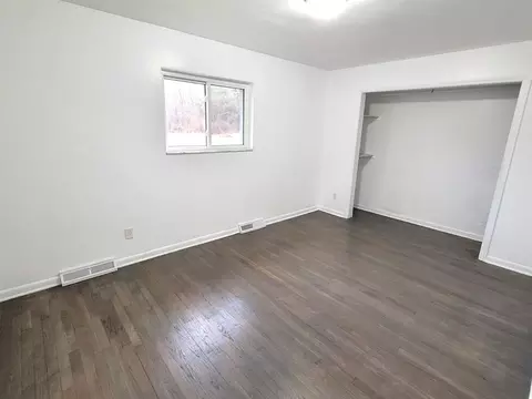 Bedroom - 8087 E Richfield, Davison, MI 48423 photo 1 of 7