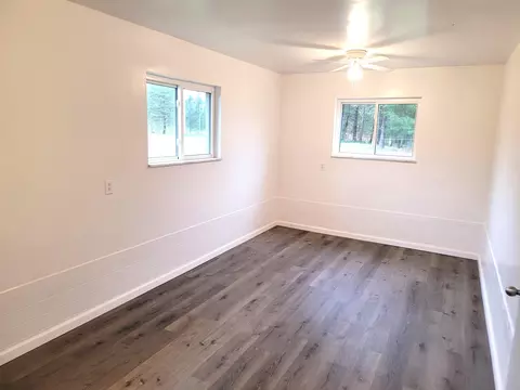 Bedroom - 8087 E Richfield, Davison, MI 48423 photo 7 of 7