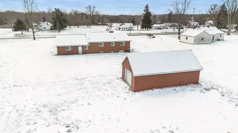 View/Area - 8087 E Richfield, Davison, MI 48423 photo 1 of 2
