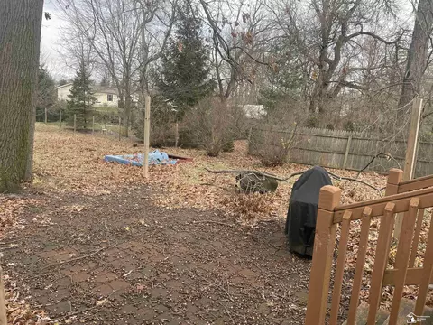 5690 Parkside, Monroe, MI 48161 photo 3