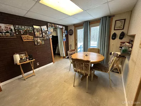 Dining - 1695 E M35, Little Lake, MI 49833 photo 2 of 4