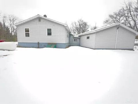 Exterior - 1695 E M35, Little Lake, MI 49833 photo 5 of 13