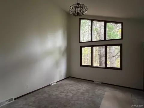 1067 Riverview, Ishpeming, MI 49849 photo 3