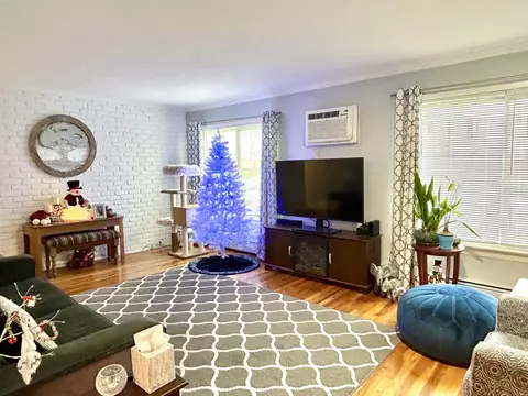 775 W Maple, Clawson, MI 48017 photo 4
