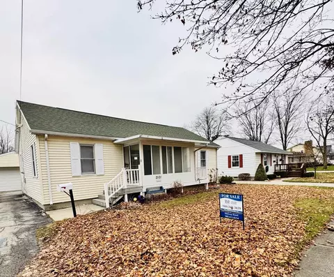 2101 Woodside, Essexville, MI 48732