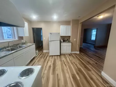 301 E Chocolay, Munising, MI 49862 photo 4
