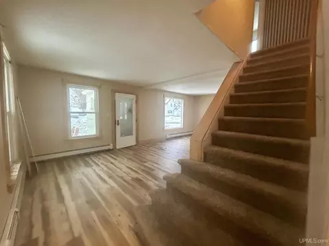 301 E Chocolay, Munising, MI 49862 photo 16