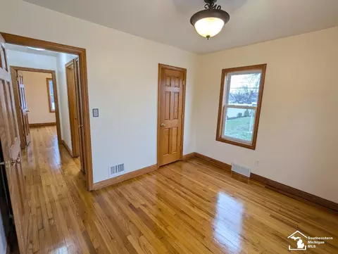 Bedroom - 311 Huber, Monroe, MI 48162 photo 4 of 5