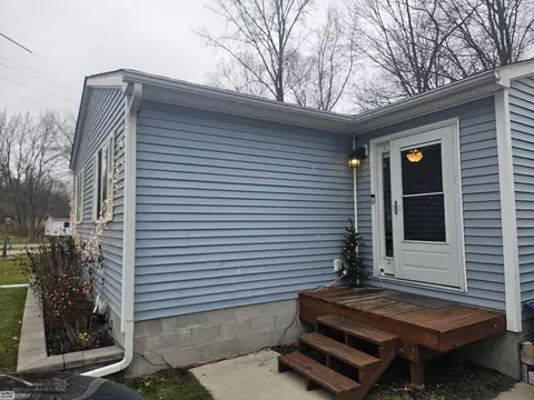 Exterior - 380 Center, Algonac, MI 48001 photo 3 of 6