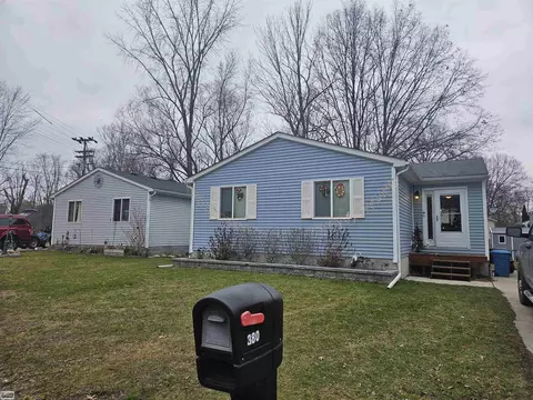 Exterior - 380 Center, Algonac, MI 48001 photo 4 of 6