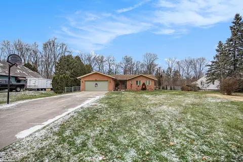 11435 Rhode, Shelby Township, MI 48317