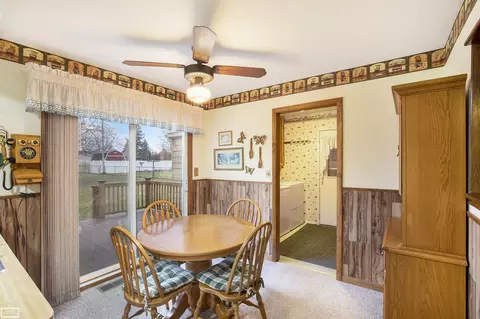 Dining - 210 S Hunter, Capac, MI 48014 photo 1 of 1