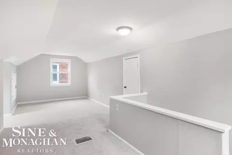 1817 Roslyn, Grosse Pointe Woods, MI 48236 photo 16