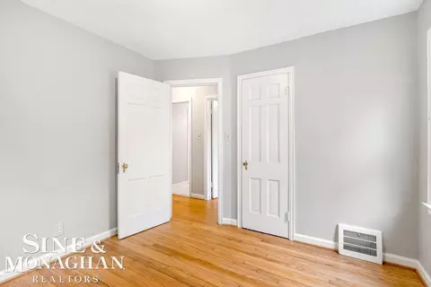 1817 Roslyn, Grosse Pointe Woods, MI 48236 photo 15