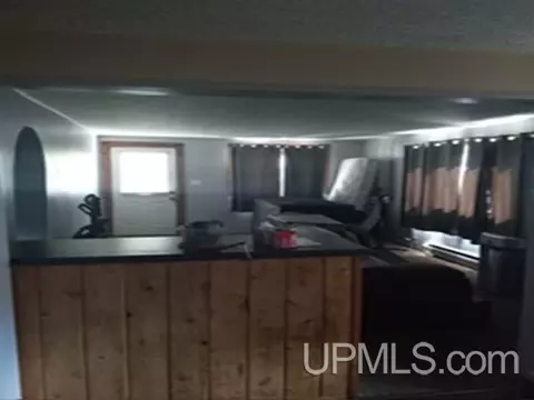 35 Grand, L'anse, MI 49946 photo 2