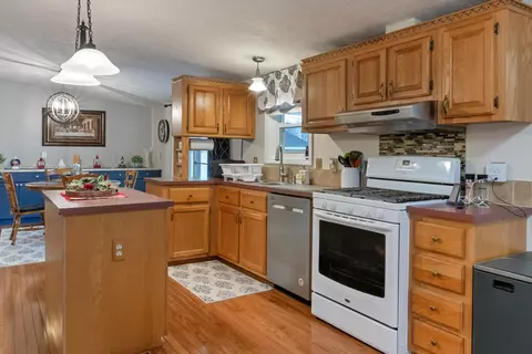 274 E Mckimmy, Gladwin, MI 48624 photo 12