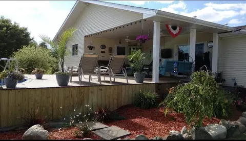 274 E Mckimmy, Gladwin, MI 48624
