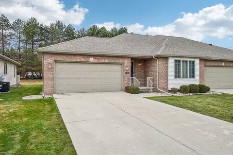 3561 Crimson #23, Port Huron, MI 48060