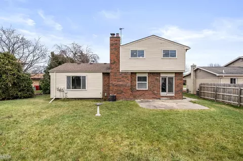 47447 Royal, Macomb, MI 48044 photo 36
