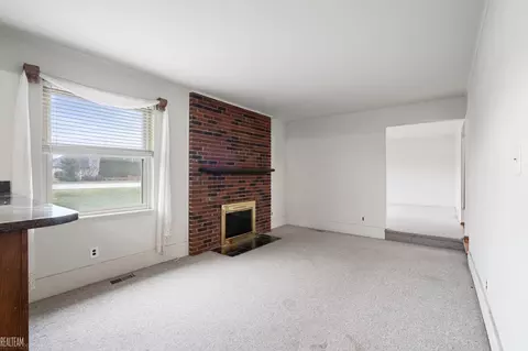 47447 Royal, Macomb, MI 48044 photo 12