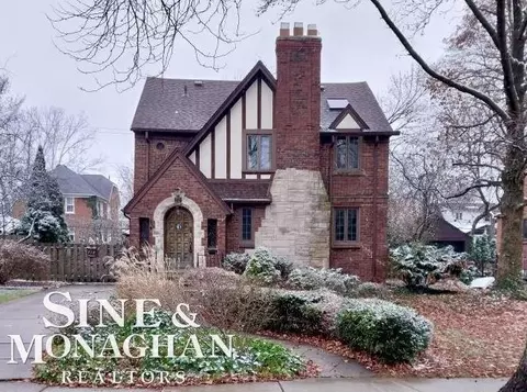 717 Barrington, Grosse Pointe, MI 48230