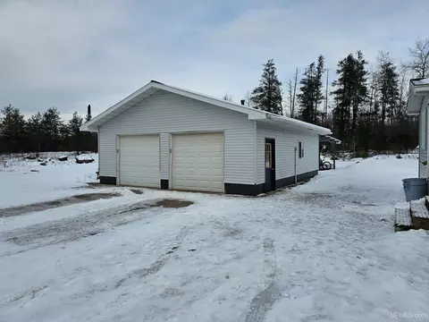 32522 Co Rd 581, Ishpeming, MI 49849 photo 3