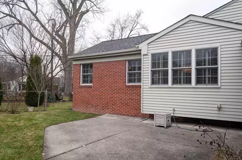 19875 E Ida, Grosse Pointe Woods, MI 48236 photo 51