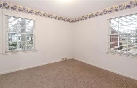 19875 E Ida, Grosse Pointe Woods, MI 48236 photo 35
