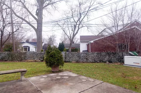 19875 E Ida, Grosse Pointe Woods, MI 48236 photo 56