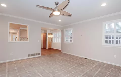 19875 E Ida, Grosse Pointe Woods, MI 48236 photo 24