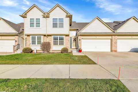 3795 Elvera #9, Warren, MI 48092