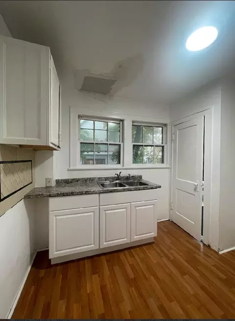 Kitchen - 1810 Bagley, Flint, MI 48504 photo 1 of 1