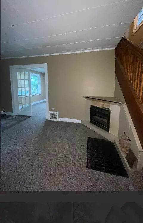 Living - 1810 Bagley, Flint, MI 48504 photo 1 of 2